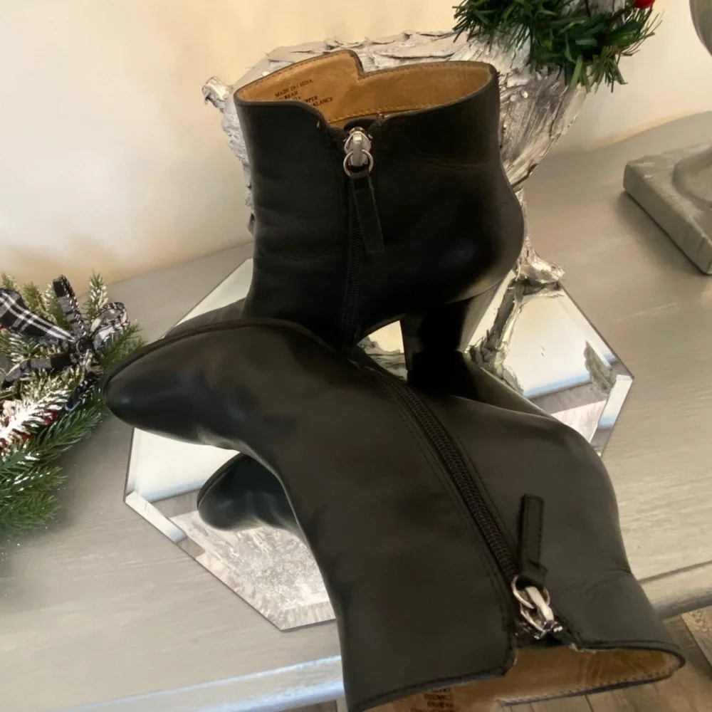 Adrienne Vittadini Shoes  Black Leather Ankle Boot